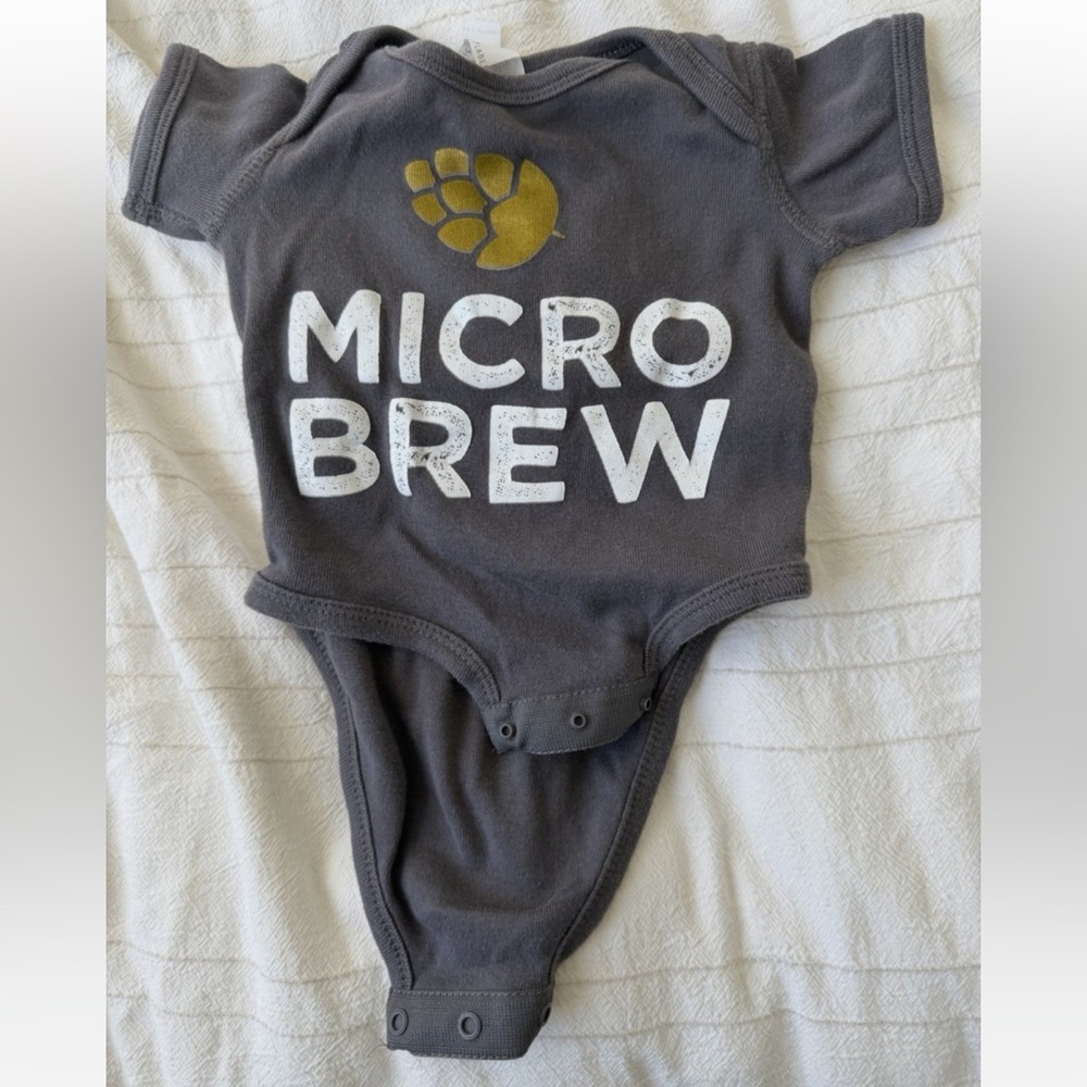 Micro Brew Gray Baby Bodysuit with Gold Hops Graphic 6 months